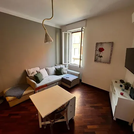 Guzzo B - Elegant Flat With Balcony At Bolivar M4 Metro *